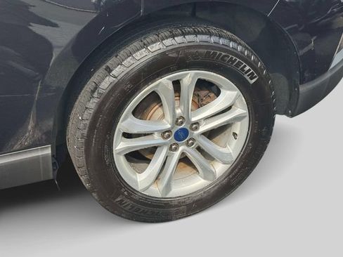Used 2019 Ford Edge SEL w/ Equipment Group 201A AWD/4WD image 9