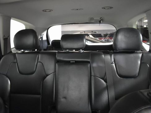 Used 2020 Kia Telluride S w/ S 8 Passenger Seating Package image 28