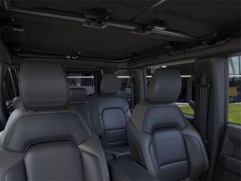 New 2025 Ford Bronco Outer Banks image 12