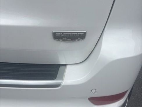 Used 2018 Jeep Grand Cherokee Summit w/ Platinum Series Group image 8