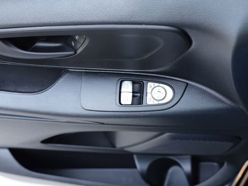 Used 2023 Mercedes-Benz Metris Passenger image 11
