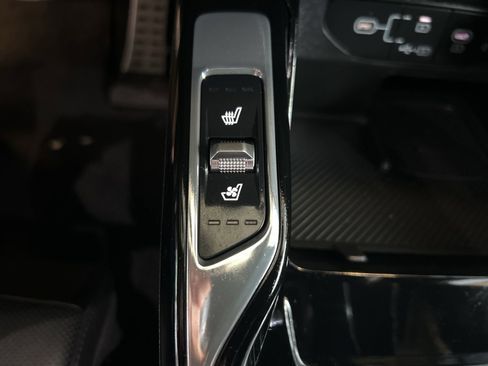 Used 2025 Kia Sorento SX Prestige image 30