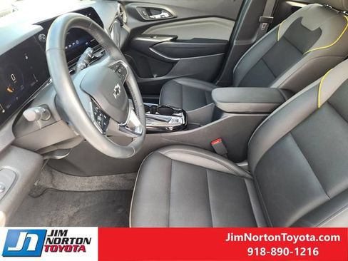 Used 2025 Chevrolet Trax ACTIV w/ Driver Confidence Package FWD image 15