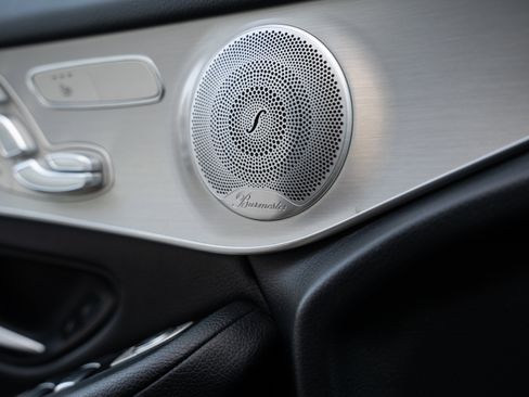 Used 2019 Mercedes-Benz GLC 300 4MATIC image 20