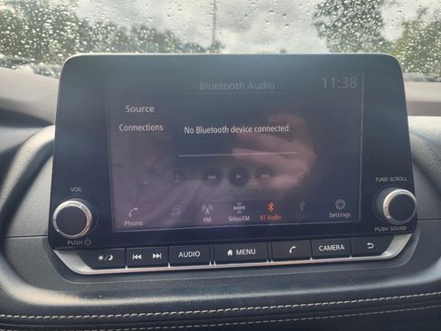 Used 2021 Nissan Rogue SV w/ Premium Package image 15