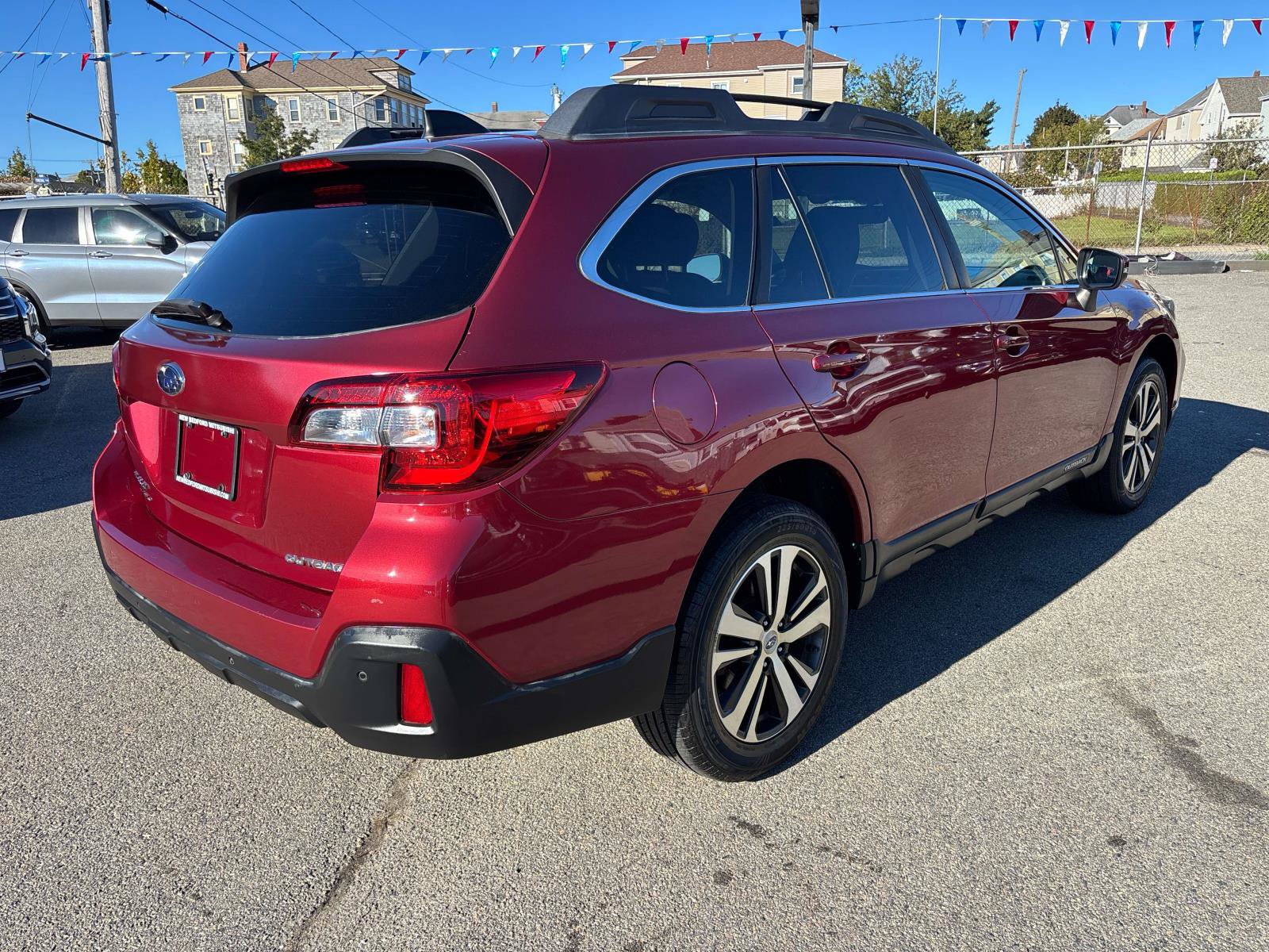 Used 2018 Subaru Outback 2.5i Limited AWD/4WD image 5