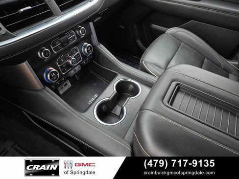 Used 2022 GMC Yukon XL SLT w/ SLT Premium Package AWD/4WD image 19