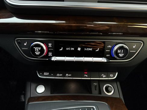 Used 2019 Audi Q5 2.0T Premium Plus w/ Premium Plus Package AWD/4WD image 34