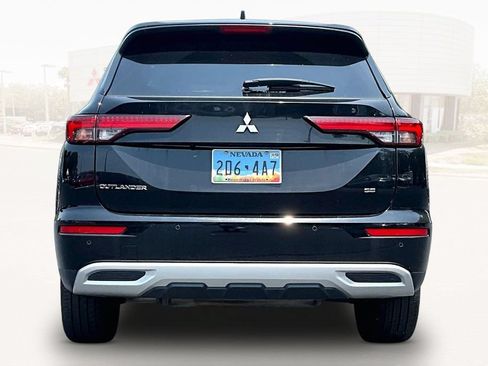 Used 2024 Mitsubishi Outlander SE FWD image 5