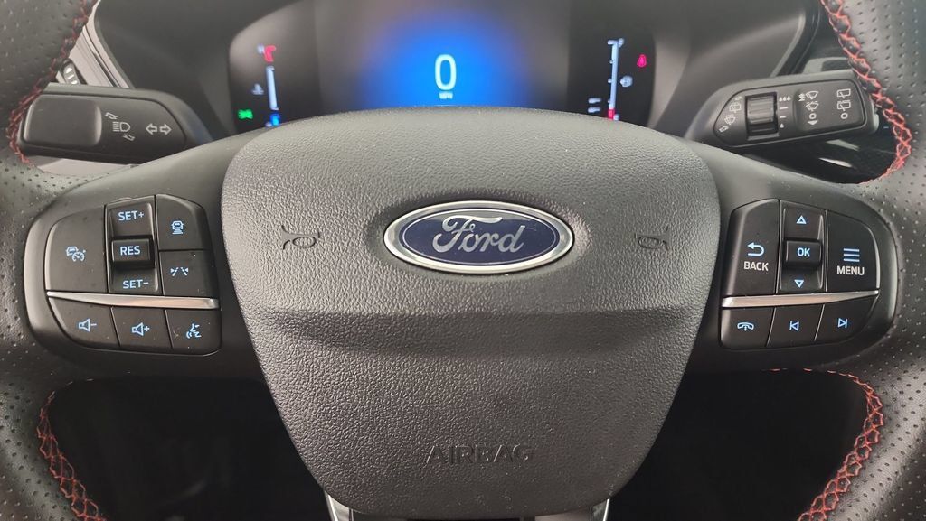 Used 2024 Ford Escape ST-Line w/ Tech Pack #1 AWD/4WD image 13