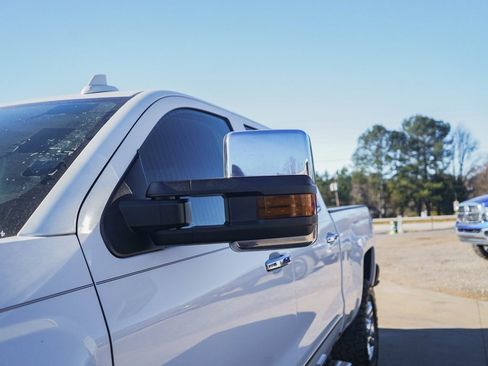 Used 2017 Chevrolet Silverado 2500 High Country w/ Duramax Plus Package image 35