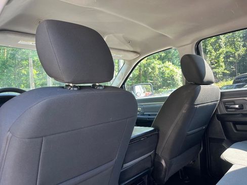 Used 2021 RAM 1500 Classic SLT RWD image 22
