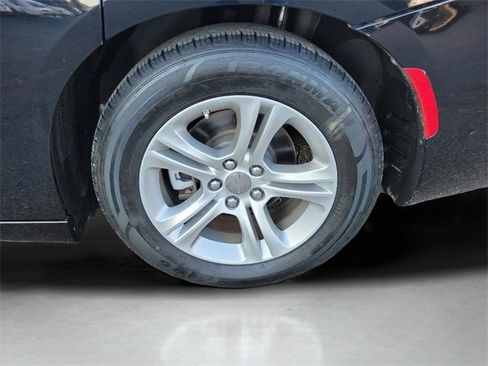 Used 2022 Dodge Charger SXT image 35