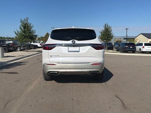 Used 2020 Buick Enclave Essence w/ Sound and Sites Package AWD/4WD image 5