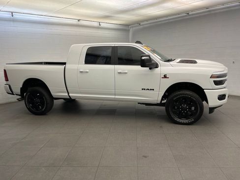 Certified 2025 RAM 2500 Laramie w/ Night Edition AWD/4WD image 3