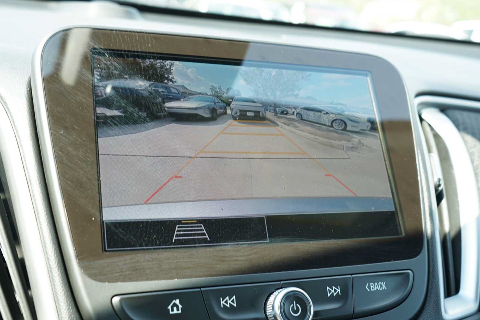 Used 2025 Chevrolet Malibu LT FWD image 10