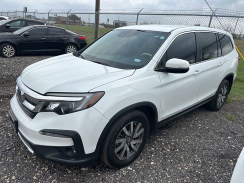 Used 2021 Honda Pilot EX image 5