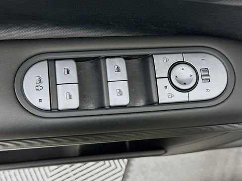 Used 2024 Hyundai Ioniq 5 SEL image 15