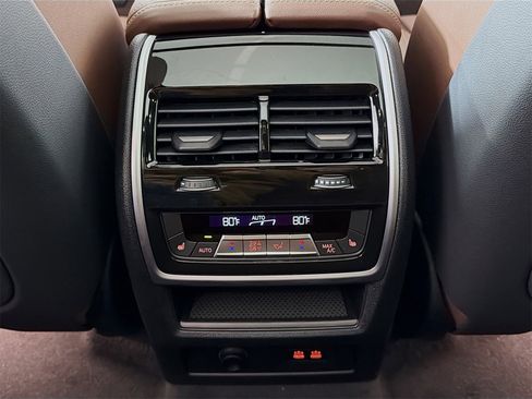New 2026 BMW X5 xDrive40i w/ Climate Comfort Package image 28