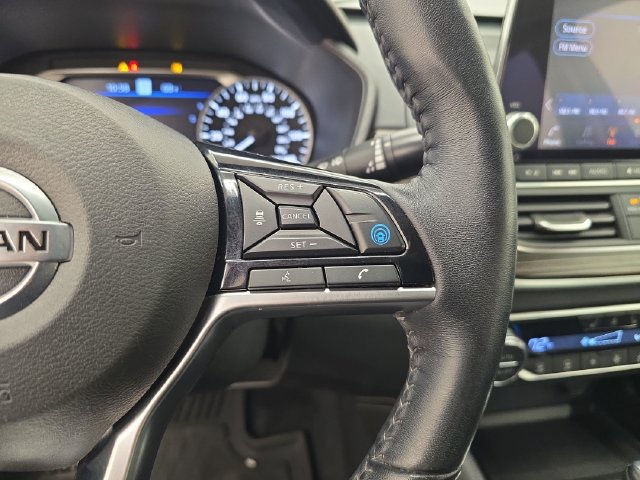 Used 2020 Nissan Altima 2.5 SL FWD image 30