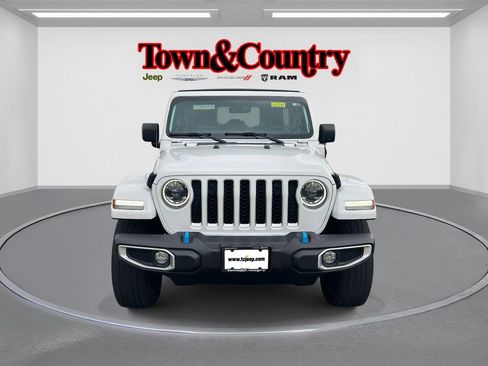 Used 2023 Jeep Wrangler Unlimited Sahara w/ Cold Weather Group image 2