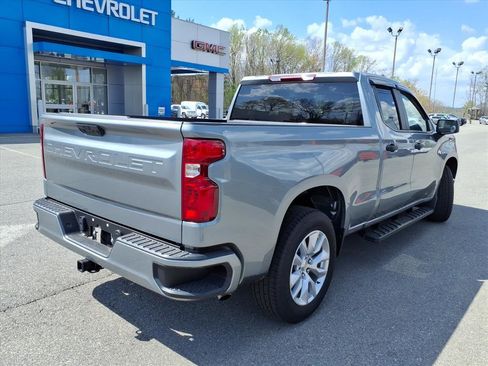 Used 2026 Chevrolet Silverado 1500 Custom image 4
