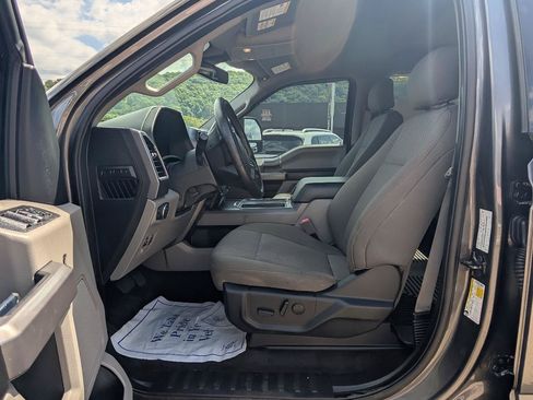 Used 2019 Ford F150 XLT w/ Equipment Group 302A Luxury AWD/4WD image 14
