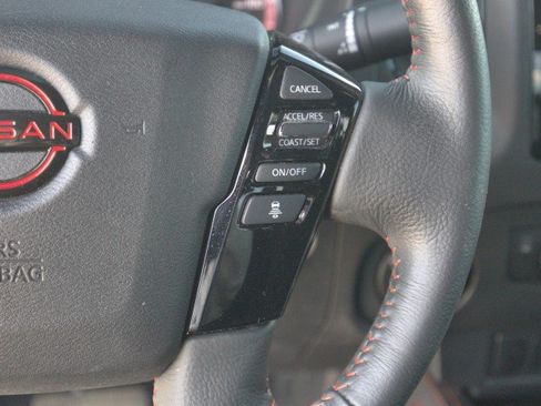 Used 2024 Nissan Frontier PRO-4X w/ Technology Package AWD/4WD image 20