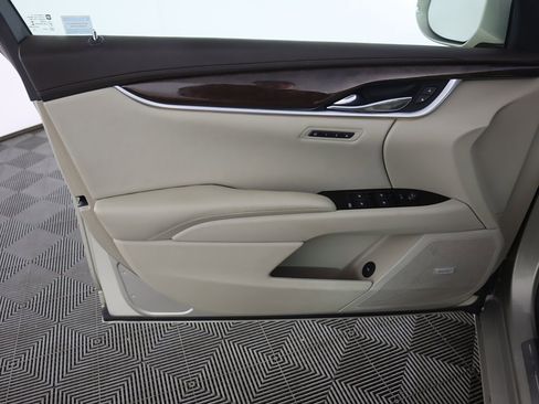 Used 2016 Cadillac XTS Luxury w/ Driver Awareness Package image 26