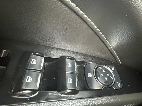 Used 2014 Ford Fusion Titanium FWD image 21