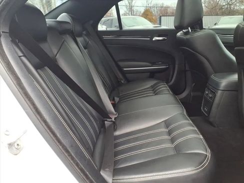 Used 2022 Chrysler 300 S image 15