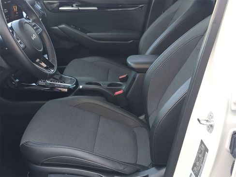 Used 2024 Kia Seltos S image 23