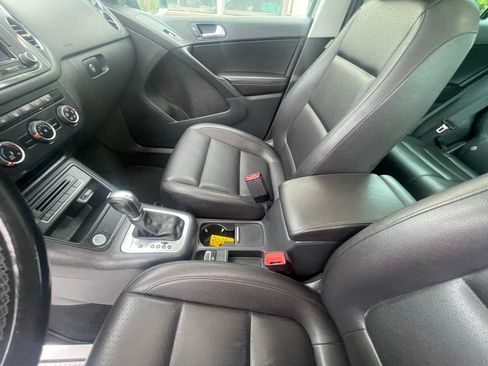 Used 2016 Volkswagen Tiguan SE AWD/4WD image 15