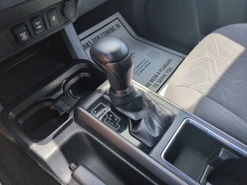 Used 2019 Toyota Tacoma TRD Off-Road AWD/4WD image 24