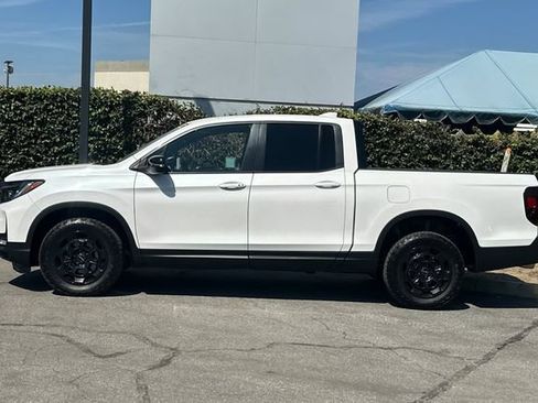 Certified 2025 Honda Ridgeline TrailSport+ image 8