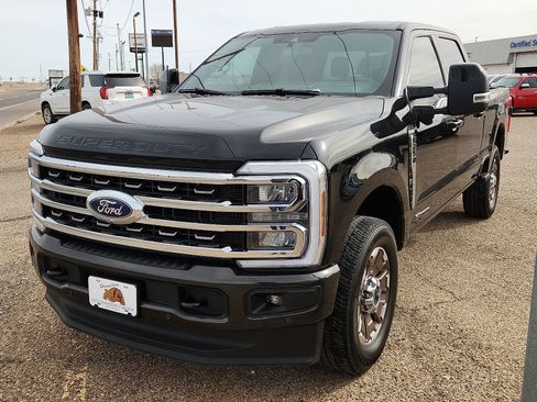 Used 2025 Ford F250 King Ranch w/ FX4 Off-Road Package image 1