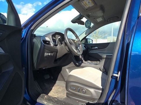 Used 2022 Chevrolet Equinox LT image 16