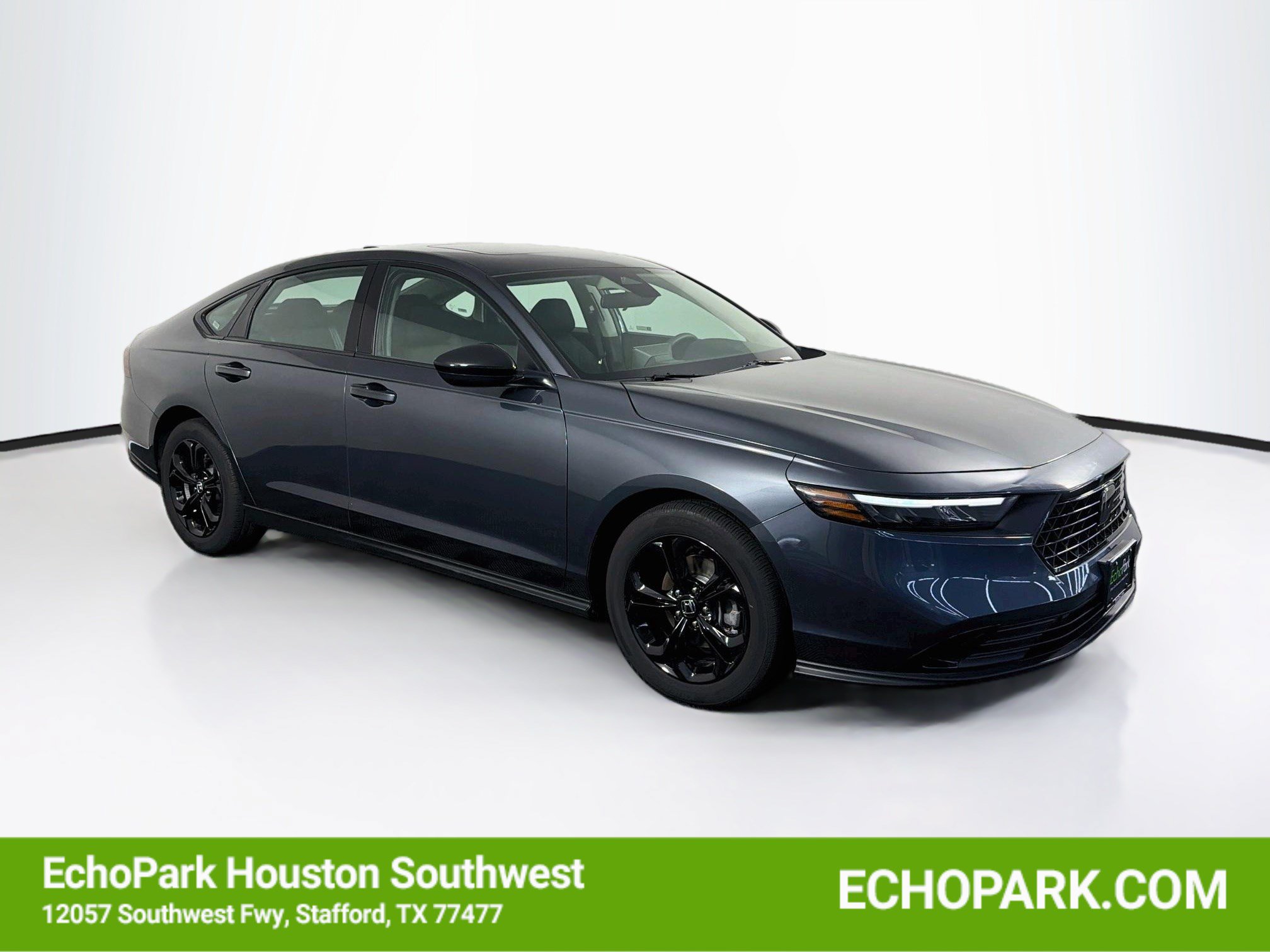 Used 2025 Honda Accord SE image 1