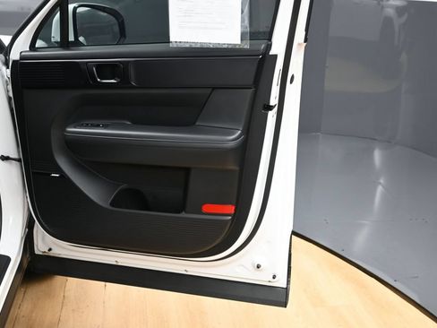 Used 2025 Hyundai Santa Fe Calligraphy FWD image 31