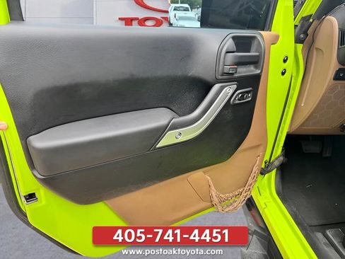 Used 2012 Jeep Wrangler Rubicon w/ PWR Convenience Group AWD/4WD image 20