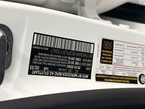 Used 2023 Mercedes-Benz GLC 300 4MATIC image 33