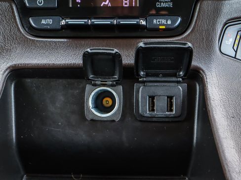 Used 2019 Chevrolet Tahoe LT image 35