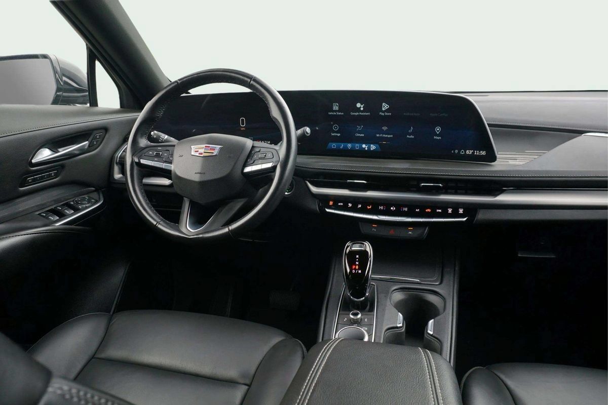 Used 2024 Cadillac XT4 Premium Luxury AWD/4WD image 25