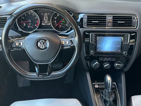 Used 2016 Volkswagen Jetta Sport w/ Lighting Package FWD image 14