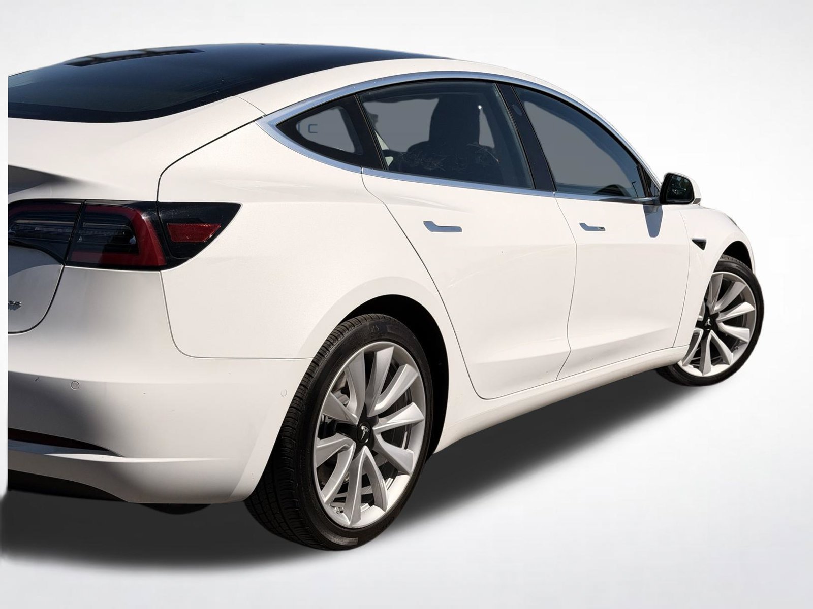 Used 2018 Tesla Model 3 Long Range AWD/4WD image 3