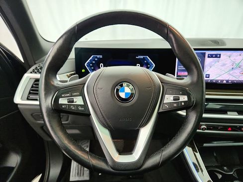 Used 2024 BMW X5 xDrive40i AWD/4WD image 15
