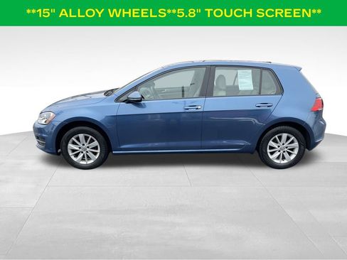 Used 2015 Volkswagen Golf S image 2