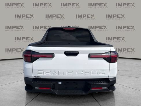 Used 2025 Hyundai Santa Cruz SEL FWD image 4