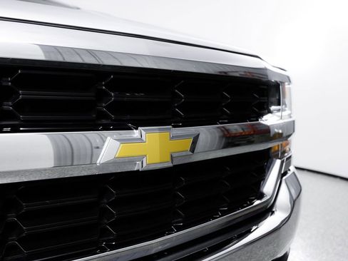 Used 2018 Chevrolet Silverado 1500 LT image 4