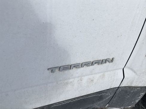 Used 2017 GMC Terrain SLE w/ Convenience Package image 4
